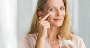 5 hábitos que aceleram o envelhecimento da área dos olhos